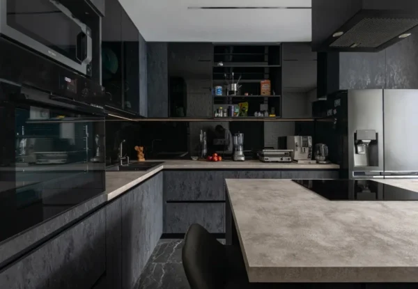 Угловая Кухня ТШ3178 Прето – Идеальное Решение для Лофт Интерьера